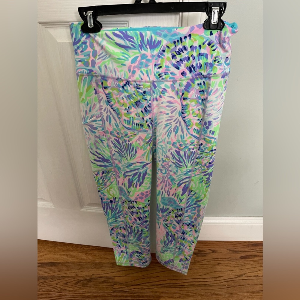 Lilly Pulitzer capris leggings